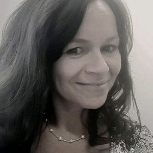 Meet your Posher, June